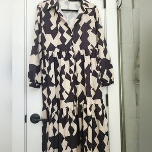 Black and off white geometric print dress L